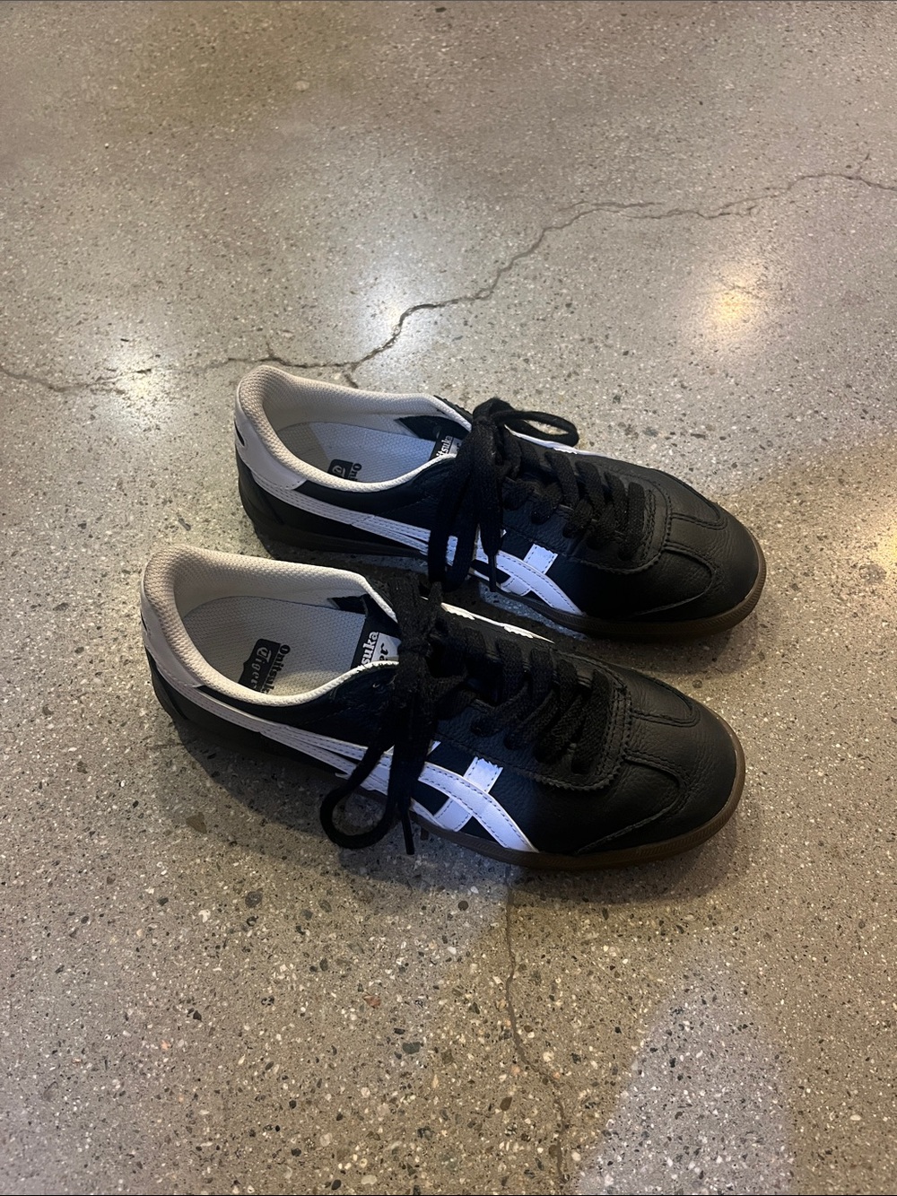 Onitsuka Tiger Tokuten Black Sneakers with White Stripes, Size 38